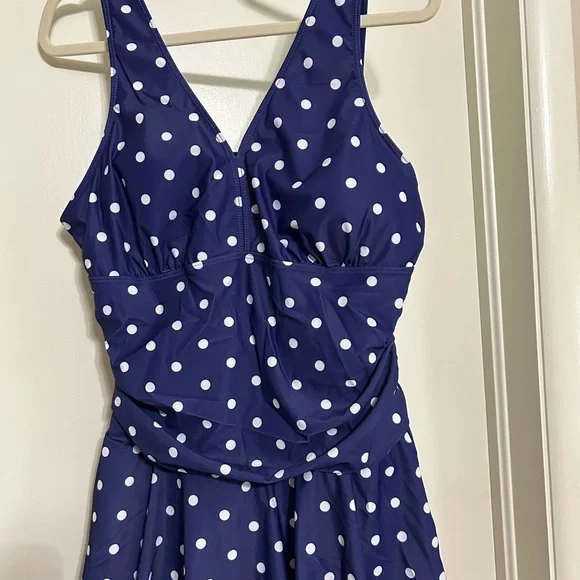 Polka Dot Womens Plus Size One Piece Swimsuit - Picture 3 of 9